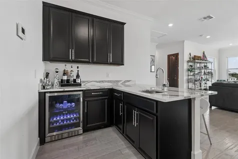 823 Manns Harbor Drive Apollo Beach FL 33572