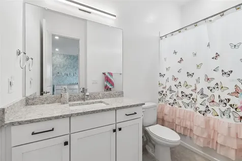 823 Manns Harbor Drive Apollo Beach FL 33572