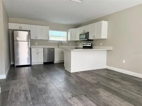 103 4th Street SE Winter Haven FL 33880