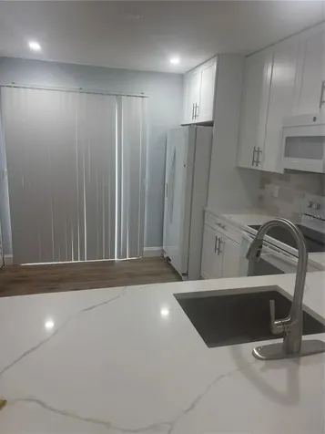 73 Macadamia Court Royal Palm Beach FL 33411
