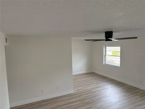 9218 Tudor Drive Tampa FL 33615