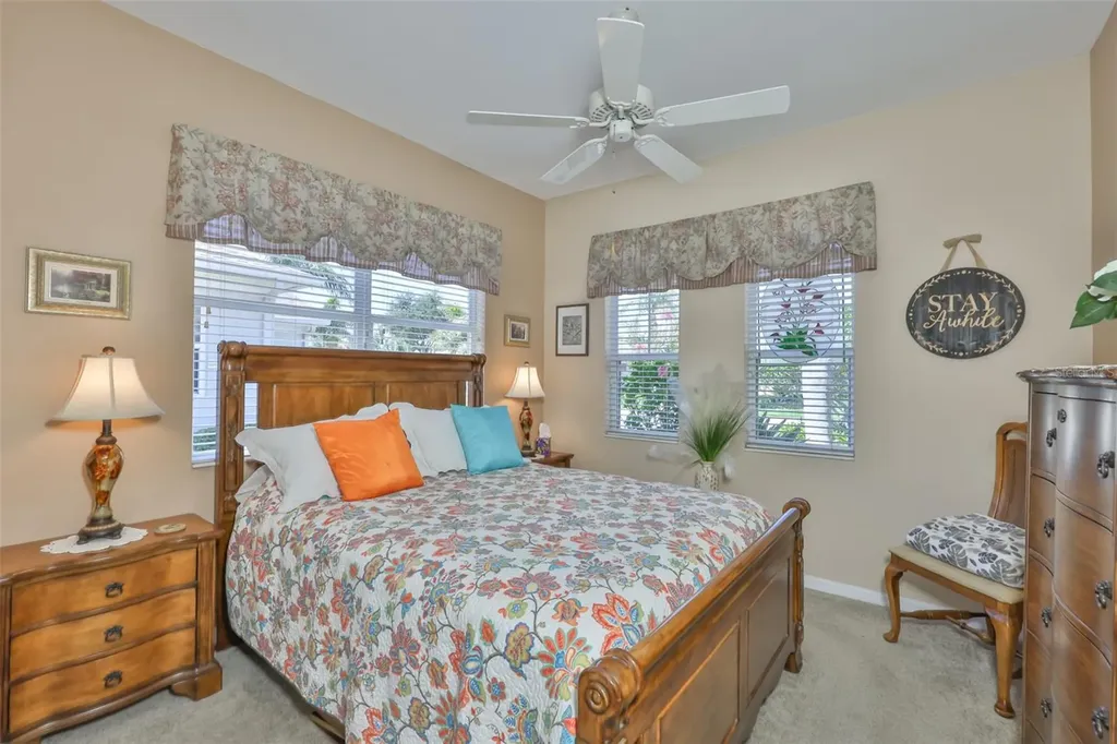 1917 Sterling Glen Court Sun City Center FL 33573