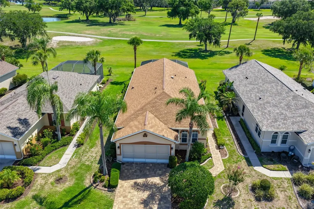 1917 Sterling Glen Court Sun City Center FL 33573