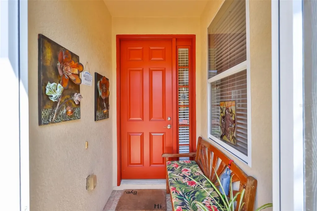 1917 Sterling Glen Court Sun City Center FL 33573