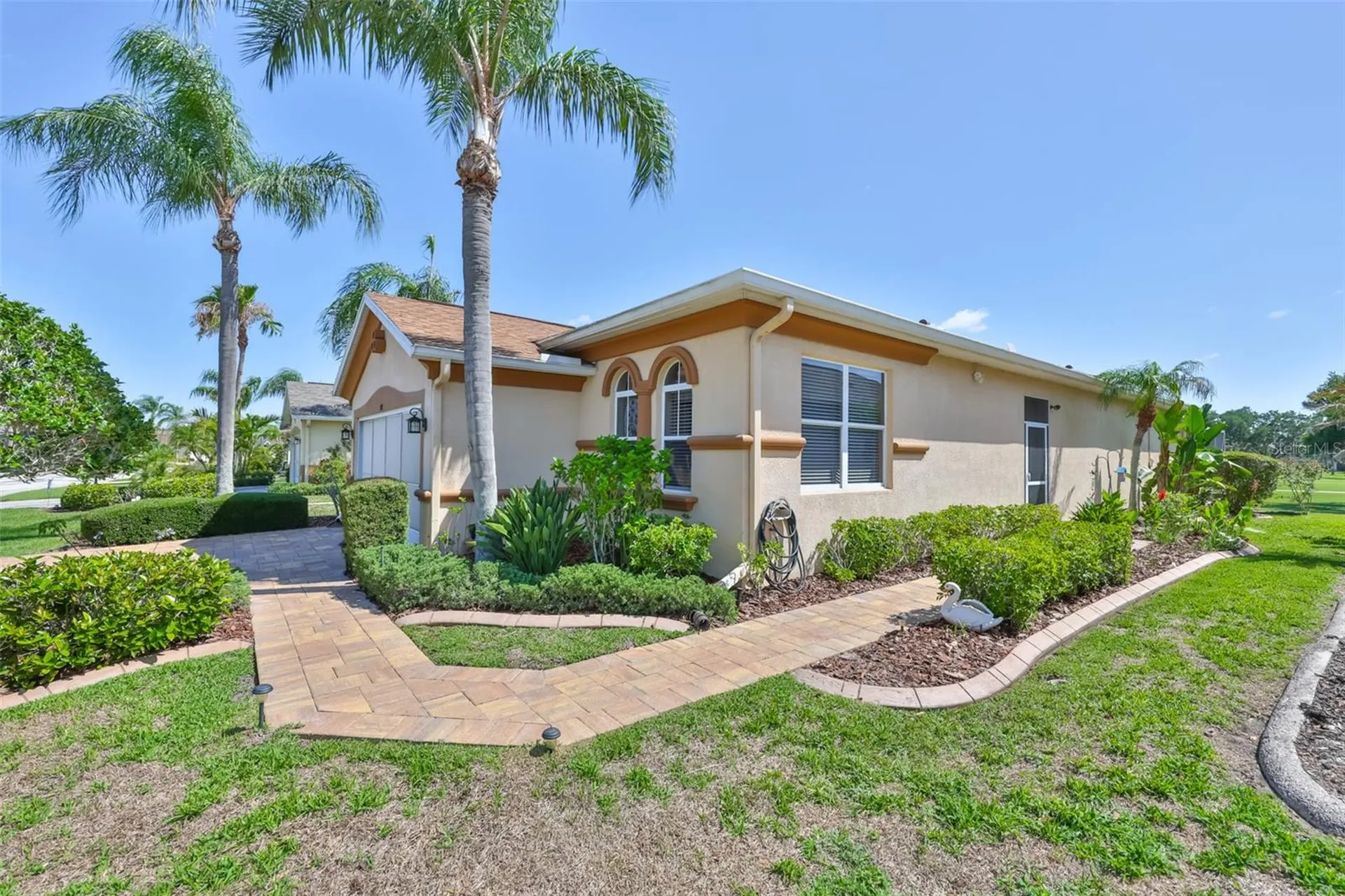 1917 Sterling Glen Court Sun City Center FL 33573