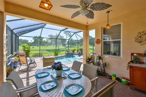 1917 Sterling Glen Court Sun City Center FL 33573
