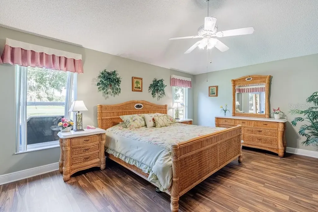 877 Winifred Way The Villages FL 32162