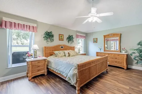 877 Winifred Way The Villages FL 32162
