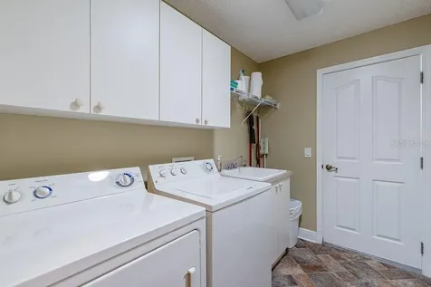 877 Winifred Way The Villages FL 32162