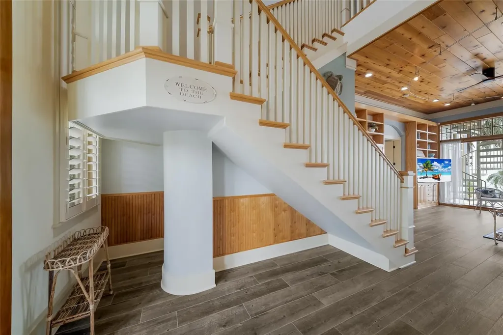 522 Bayview Drive Bradenton Beach FL 34217