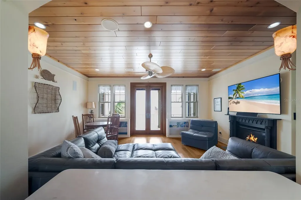 522 Bayview Drive Bradenton Beach FL 34217