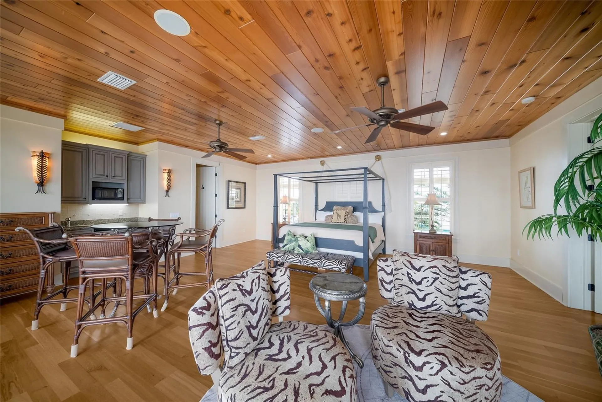 522 Bayview Drive Bradenton Beach FL 34217