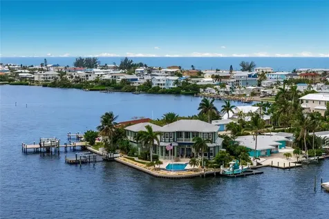 522 Bayview Drive Bradenton Beach FL 34217