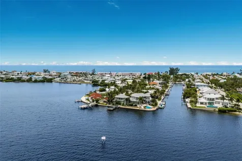 522 Bayview Drive Bradenton Beach FL 34217