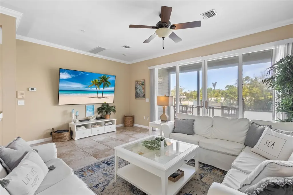 528 Forest Way Longboat Key FL 34228