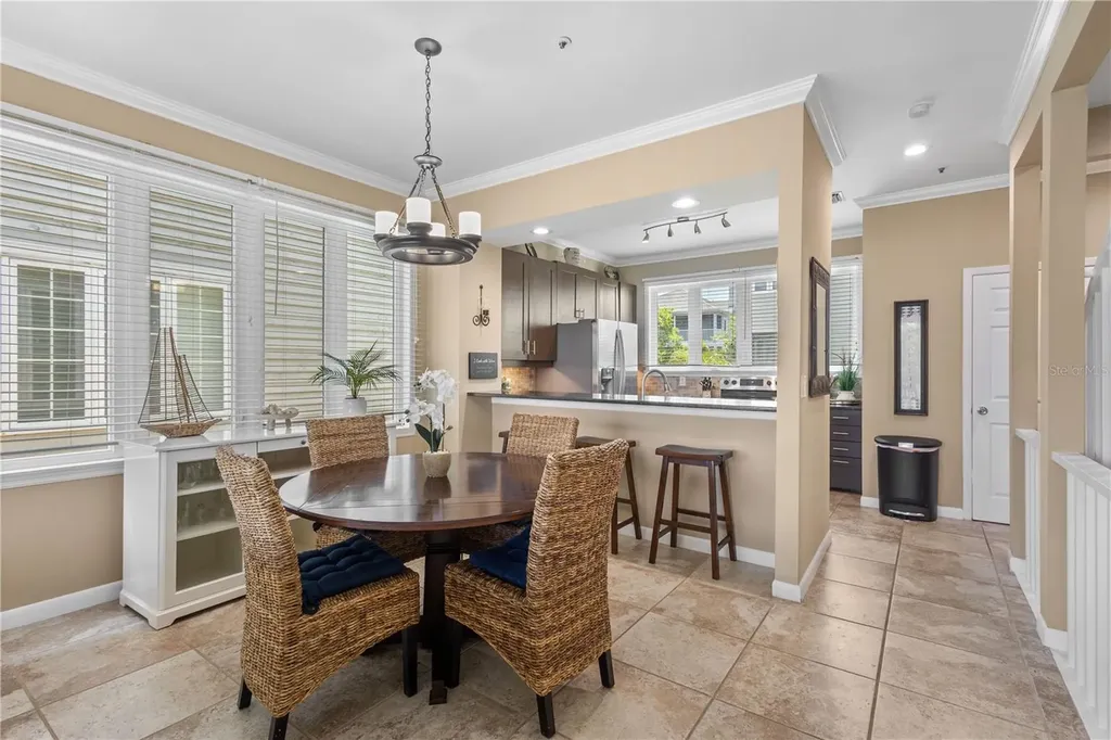 528 Forest Way Longboat Key FL 34228