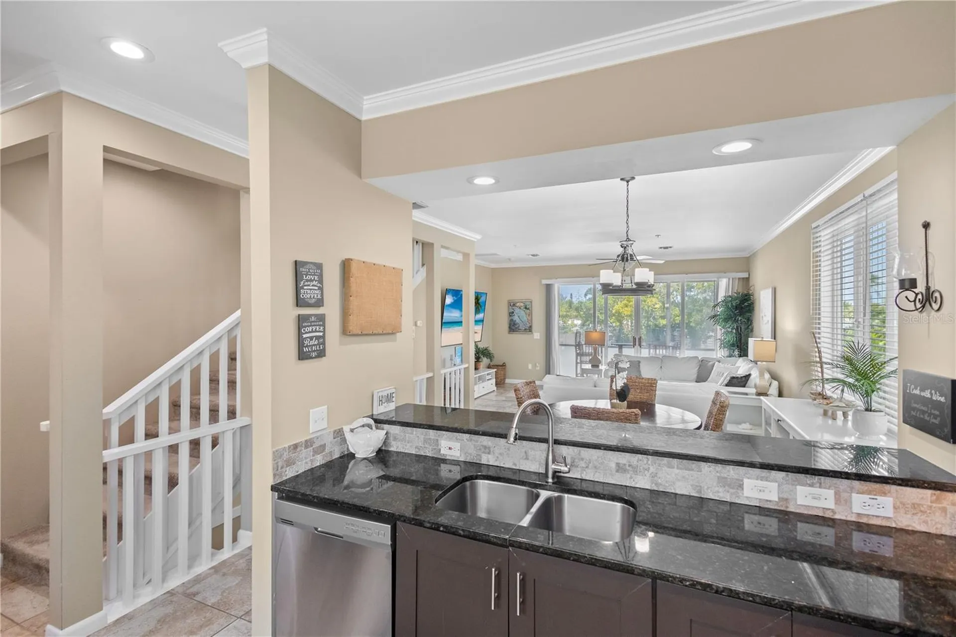 528 Forest Way Longboat Key FL 34228