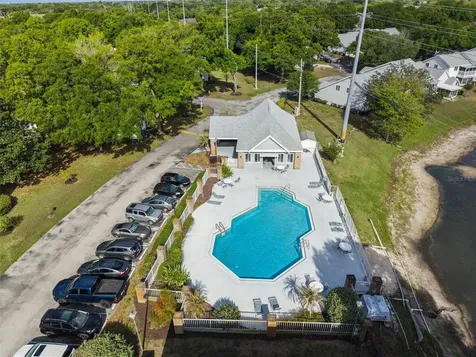 2258 Coach House Boulevard Orlando FL 32812