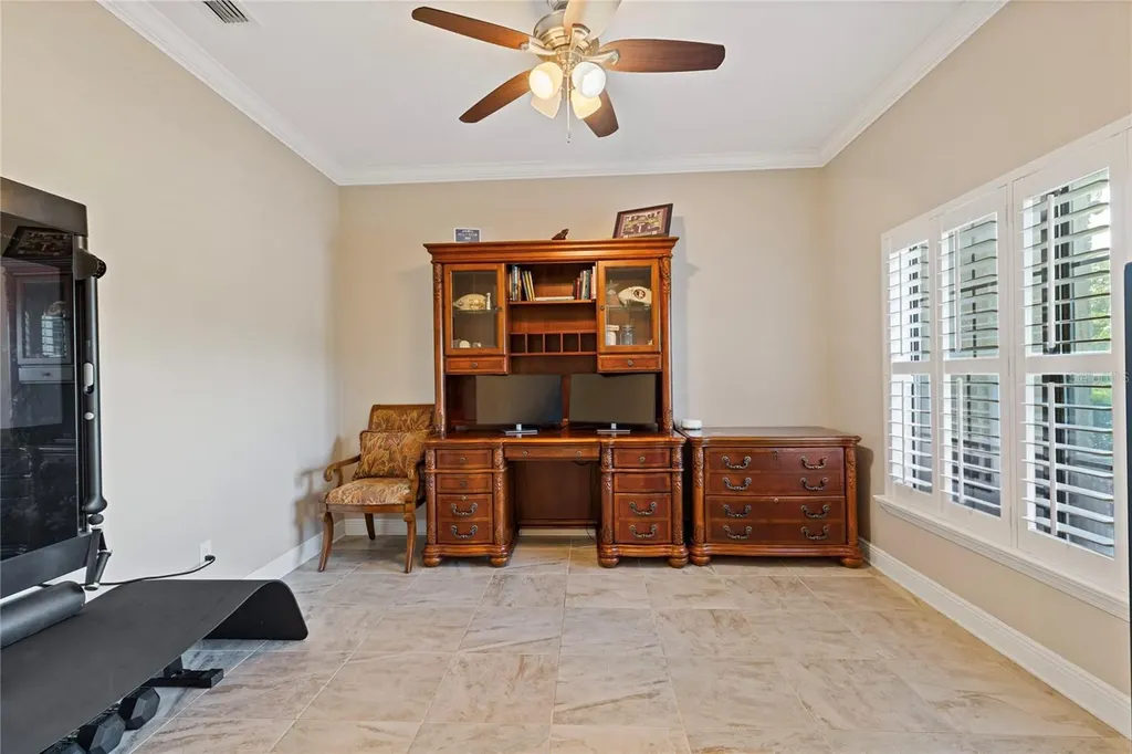 743 Wellington Court Oldsmar FL 34677
