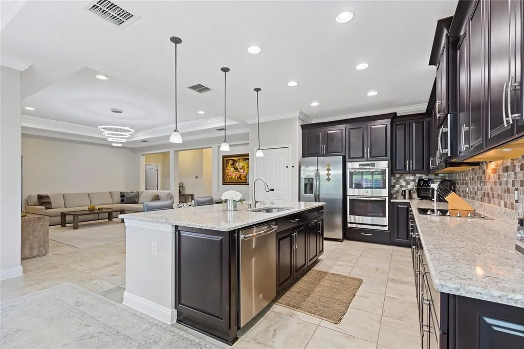 743 Wellington Court Oldsmar FL 34677