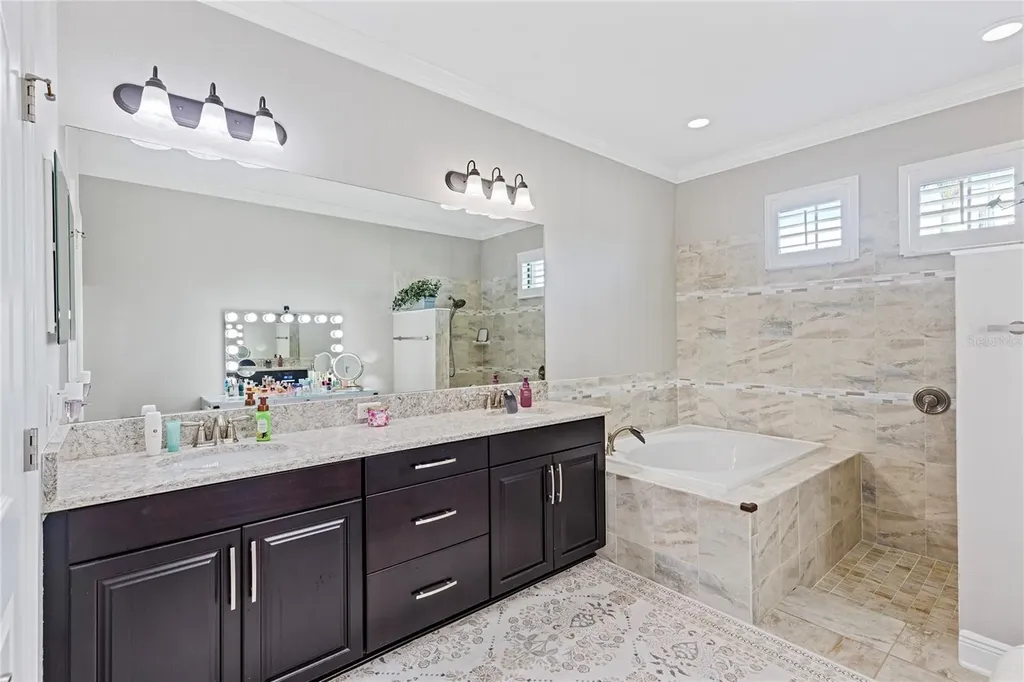 743 Wellington Court Oldsmar FL 34677