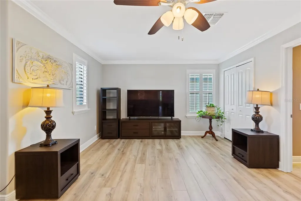 743 Wellington Court Oldsmar FL 34677