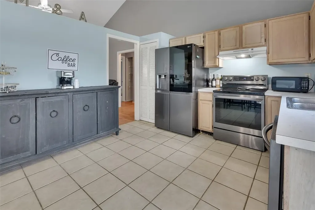 2323 W Magnolia Road Deland FL 32724