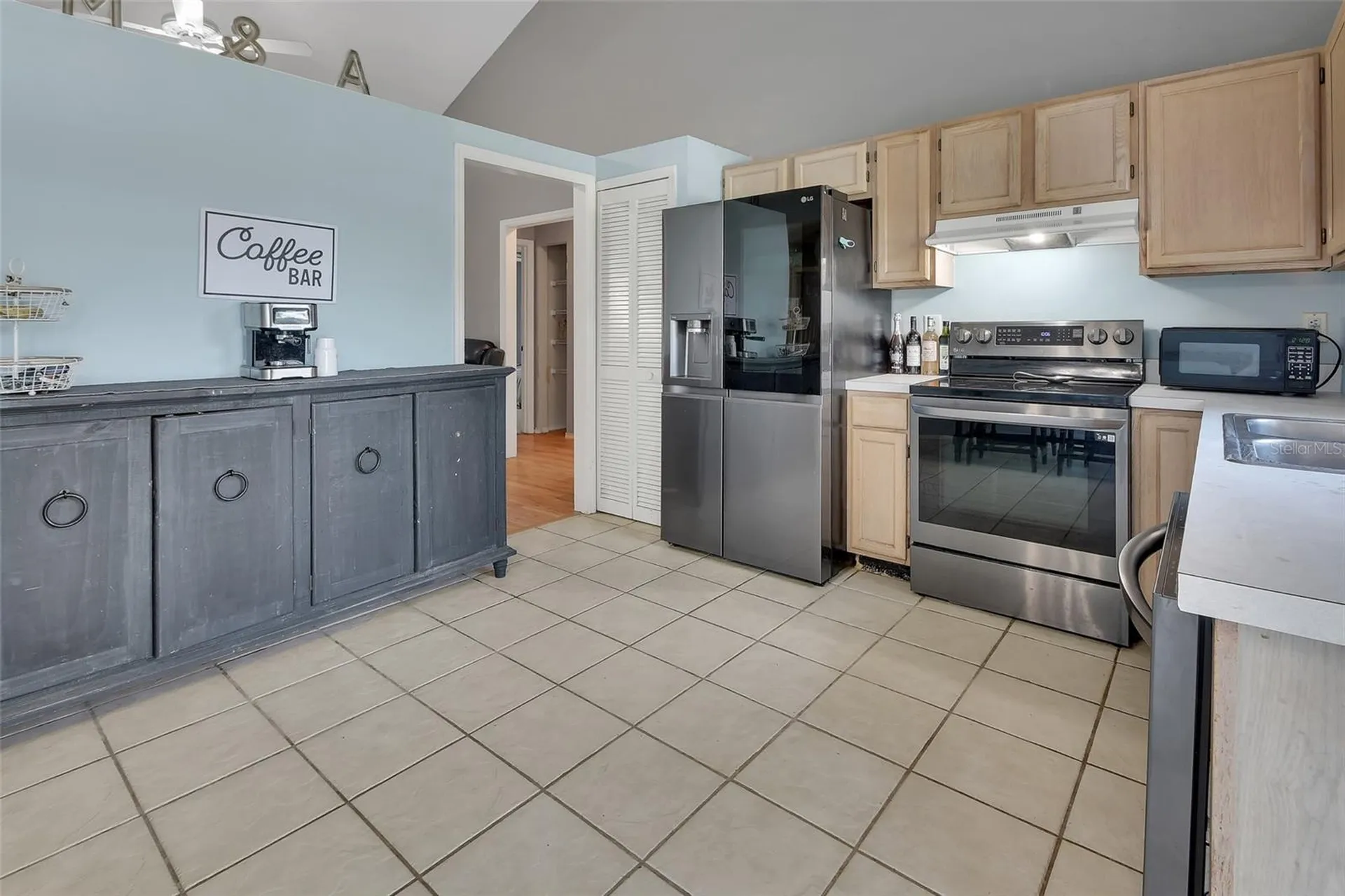 2323 W Magnolia Road Deland FL 32724