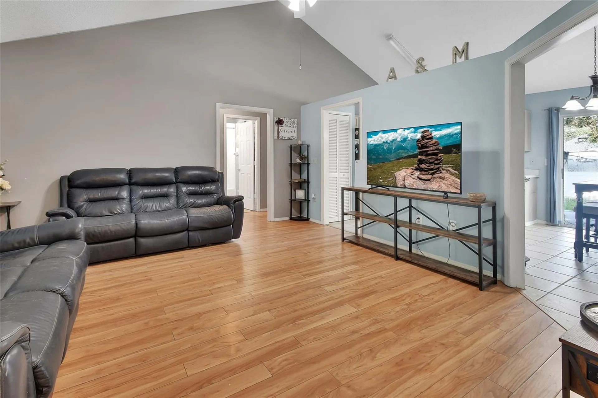 2323 W Magnolia Road Deland FL 32724