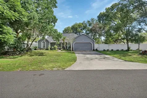 2323 W Magnolia Road Deland FL 32724