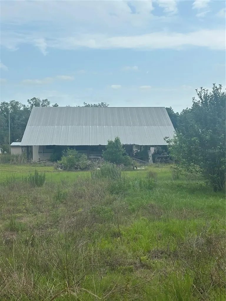18890 SW 44th Street Dunnellon FL 34432