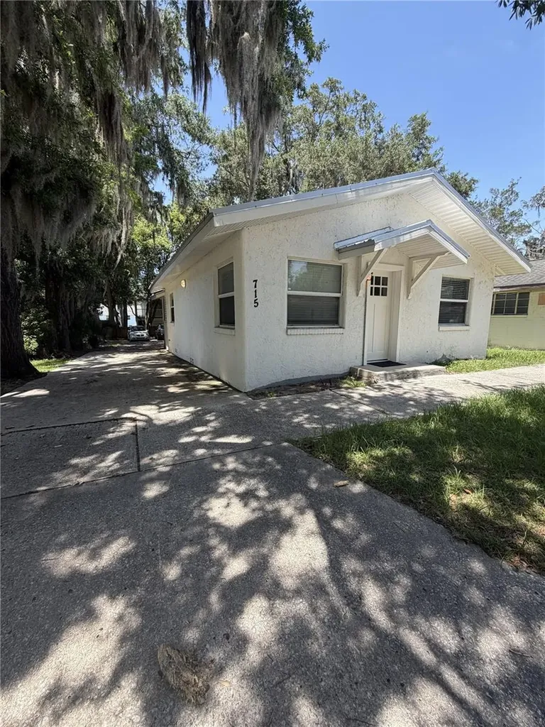 715 NE 3rd Street Ocala FL 34470