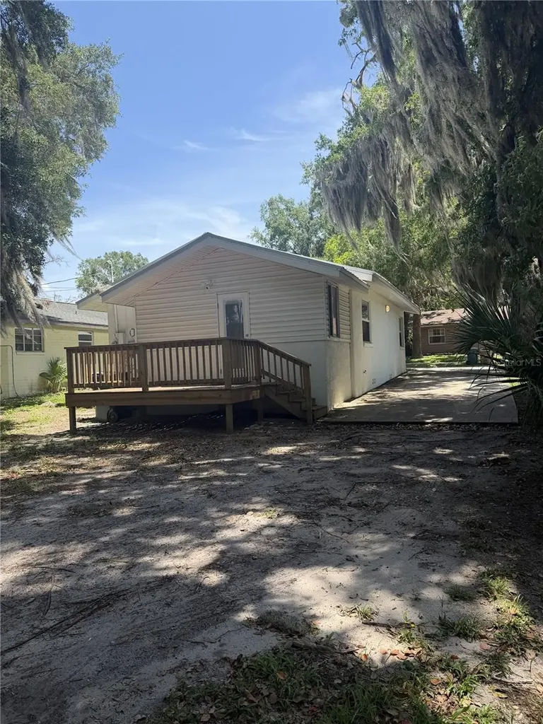 715 NE 3rd Street Ocala FL 34470