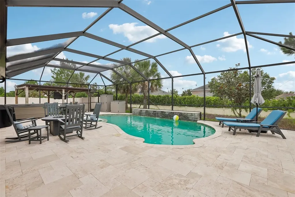17539 Buckingham Garden Drive Lithia FL 33547