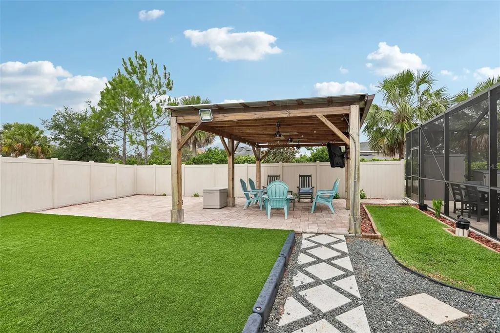 17539 Buckingham Garden Drive Lithia FL 33547