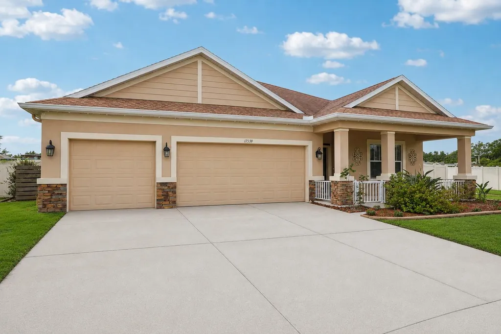 17539 Buckingham Garden Drive Lithia FL 33547