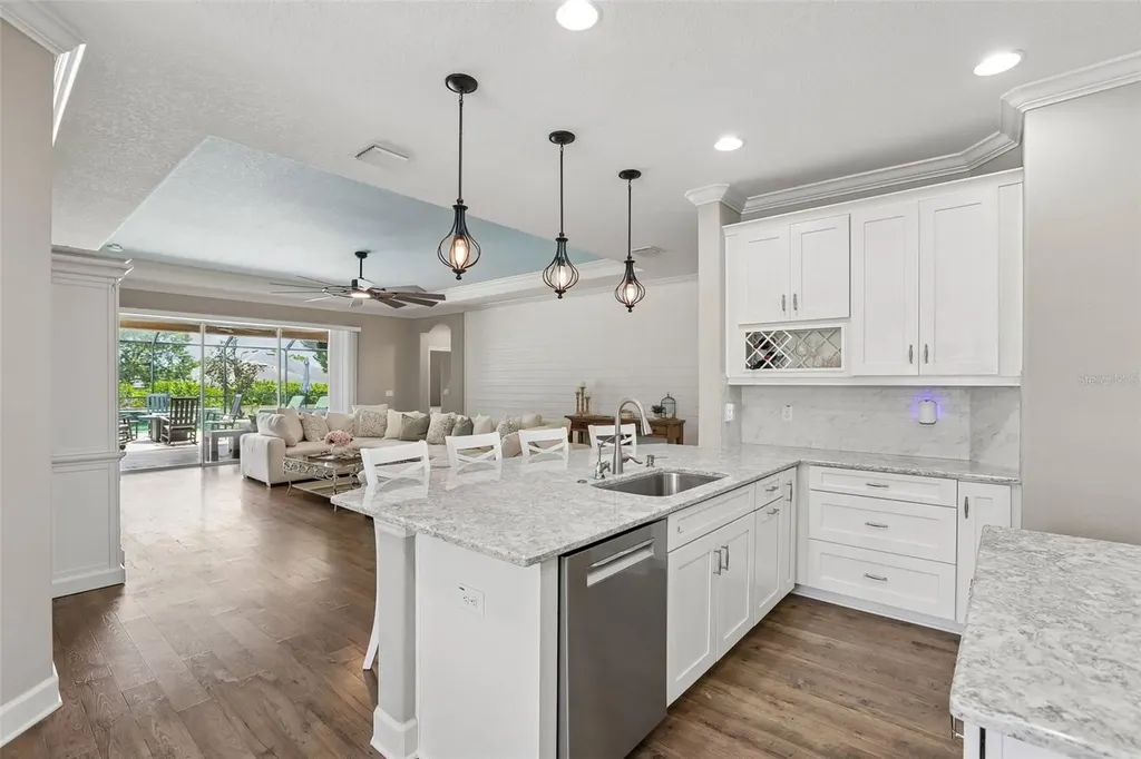 17539 Buckingham Garden Drive Lithia FL 33547