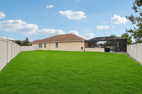 17539 Buckingham Garden Drive Lithia FL 33547