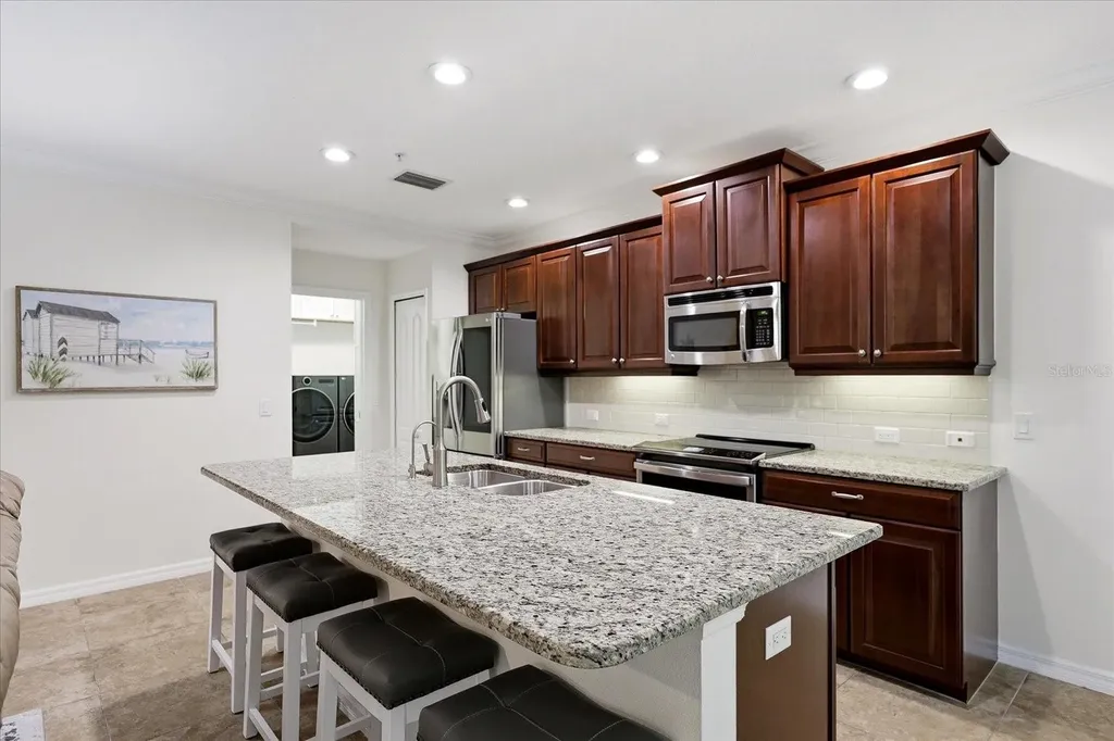 8137 Miramar Way Lakewood Ranch FL 34202