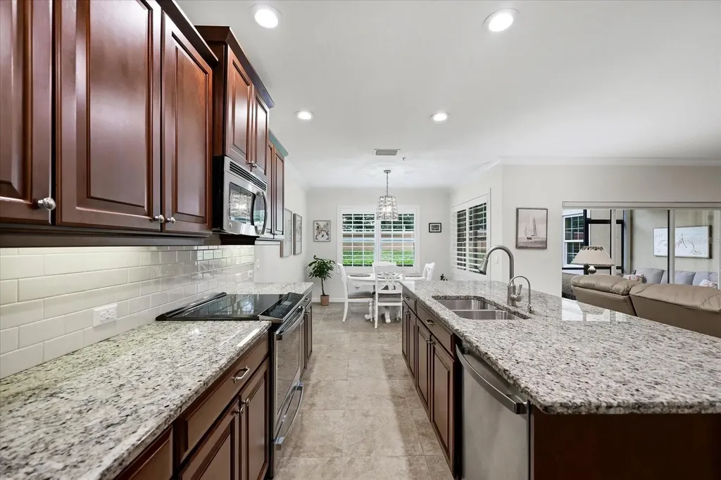 8137 Miramar Way Lakewood Ranch FL 34202