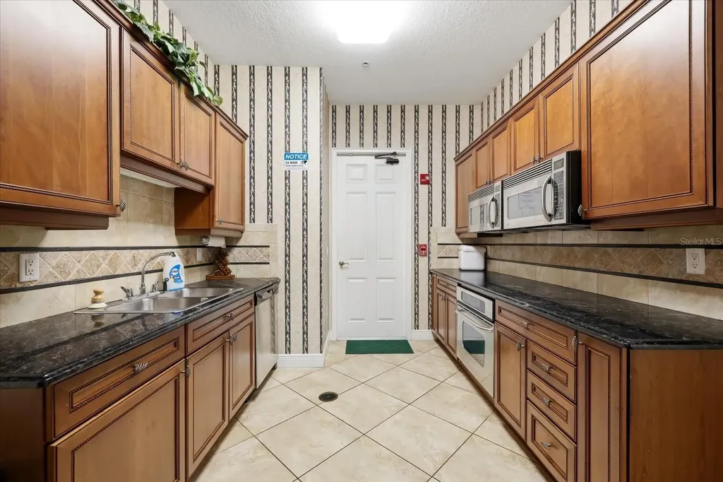 8137 Miramar Way Lakewood Ranch FL 34202