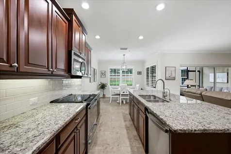 8137 Miramar Way Lakewood Ranch FL 34202