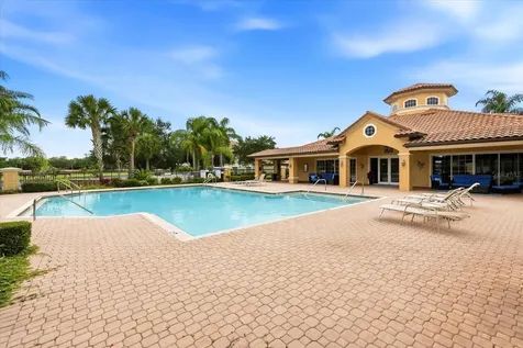 8137 Miramar Way Lakewood Ranch FL 34202