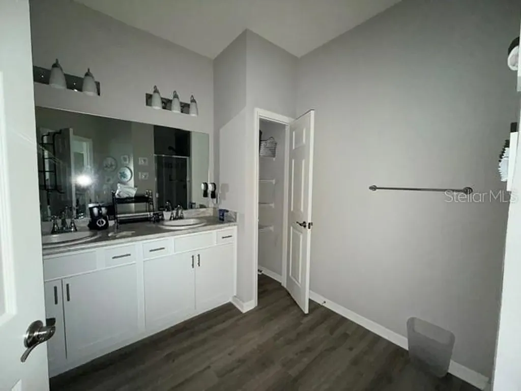 949 Montgomery Lane Polk City FL 33868