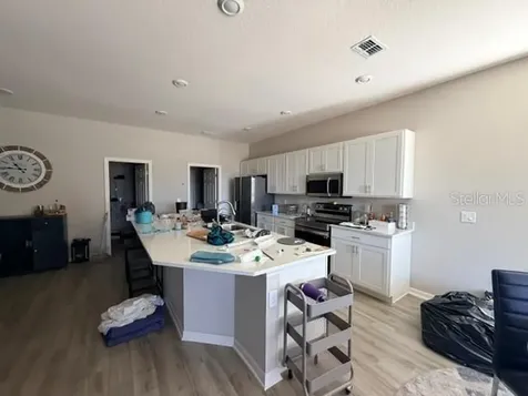 949 Montgomery Lane Polk City FL 33868