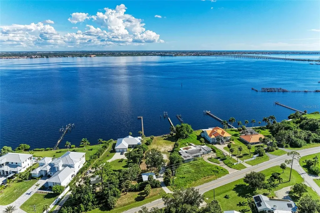24181 Harborview Road Punta Gorda FL 33980
