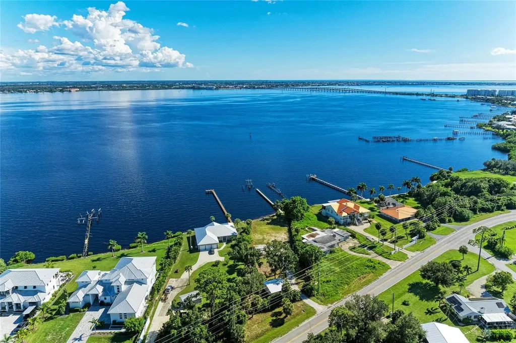24181 Harborview Road Punta Gorda FL 33980
