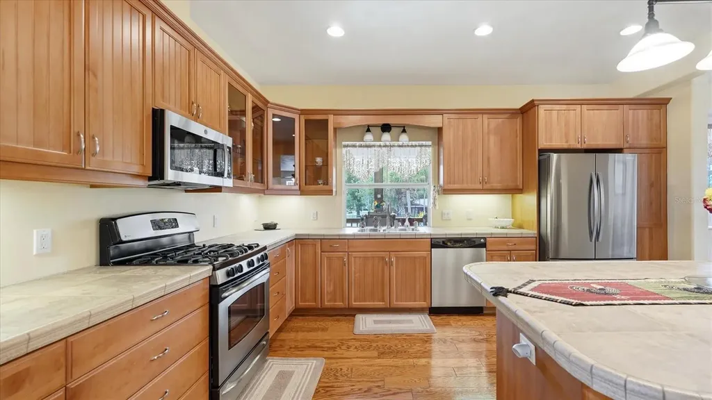 280 W Cowles Street Englewood FL 34223