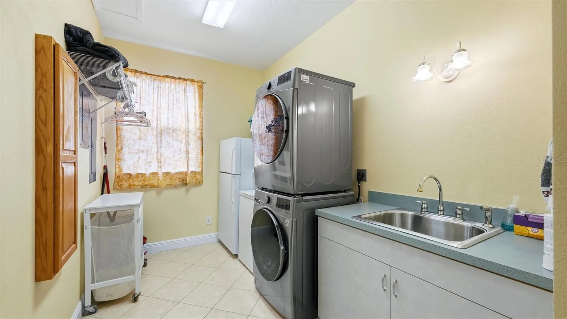 280 W Cowles Street Englewood FL 34223