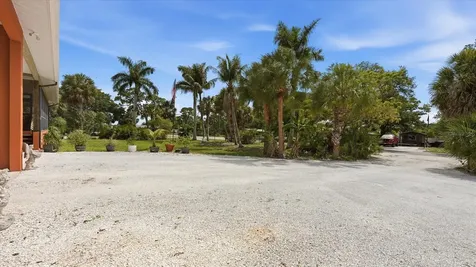 280 W Cowles Street Englewood FL 34223